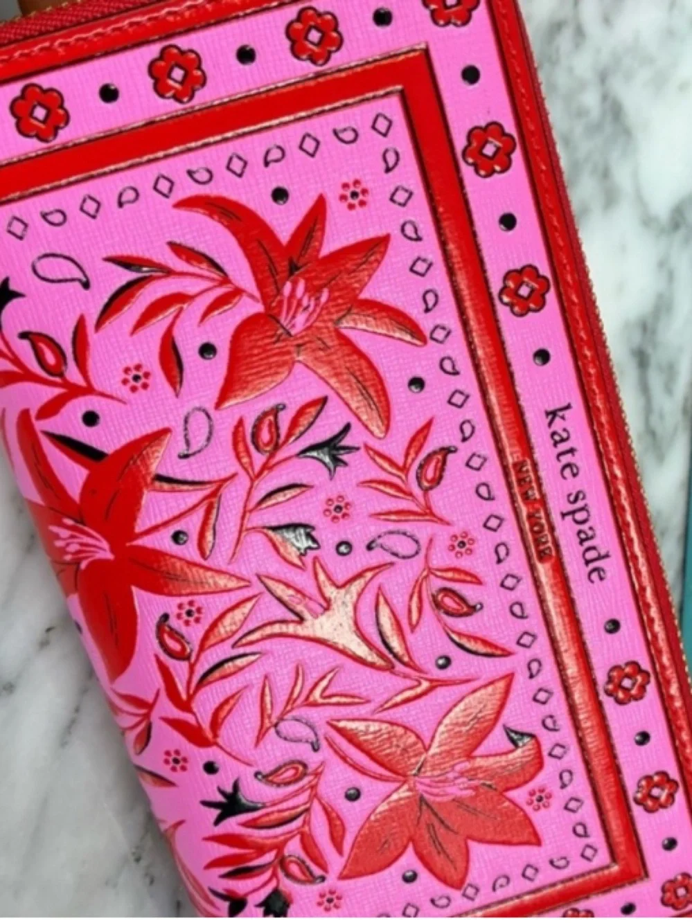 Kate Spade Floral Bandana Pink and Red Wallet (RARE) New With Tags Retails $260 - Picture 4 of 6